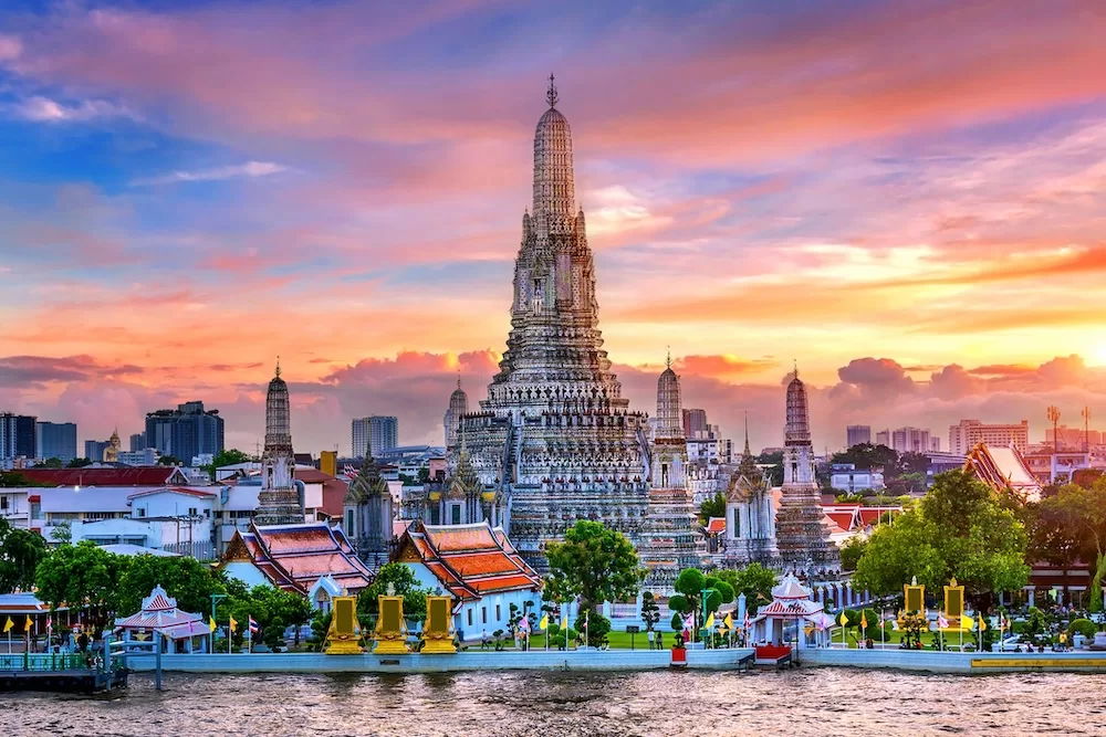 The Wat Arun Temple, Bangkok, Thailand.