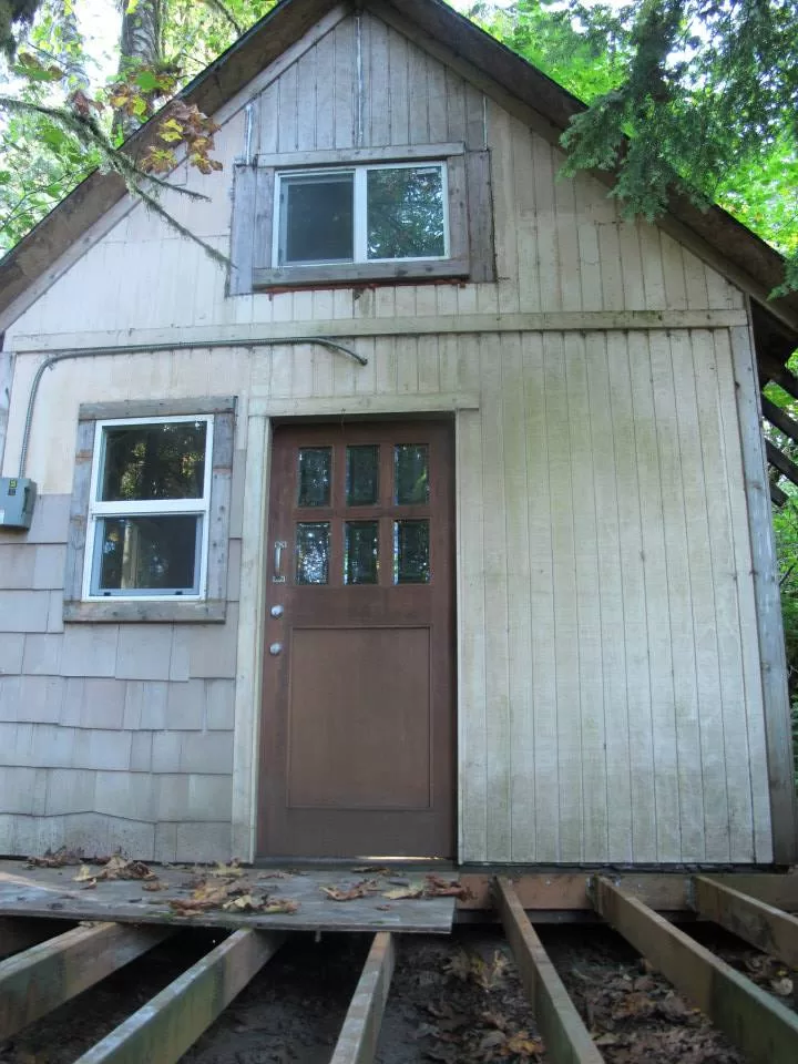 The front of the cabin before any work has taken place